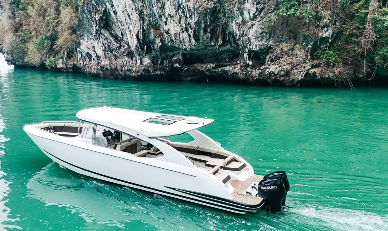 Sport Cruiser cockpit seating