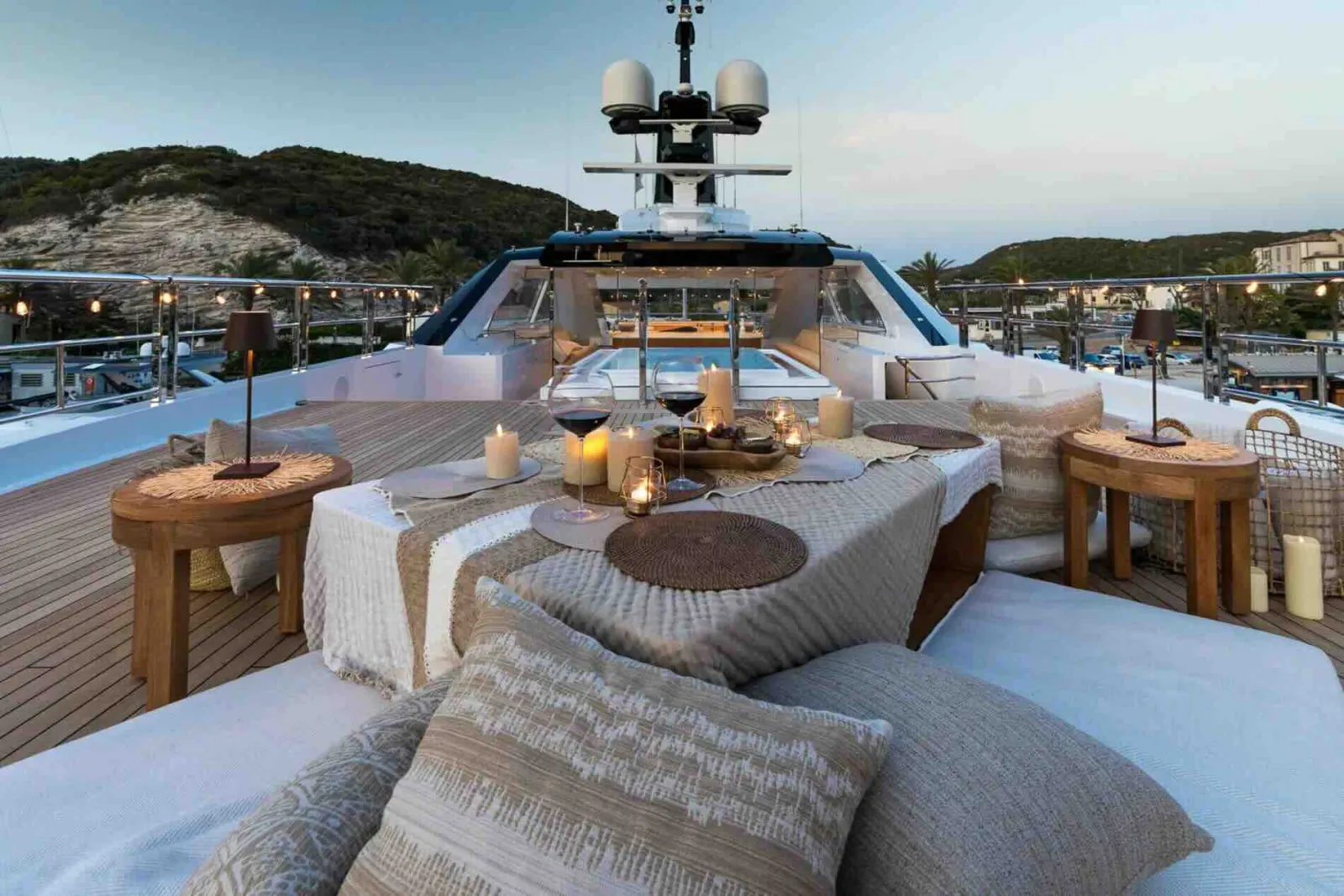 COME TOGETHER aft deck dining Thailand