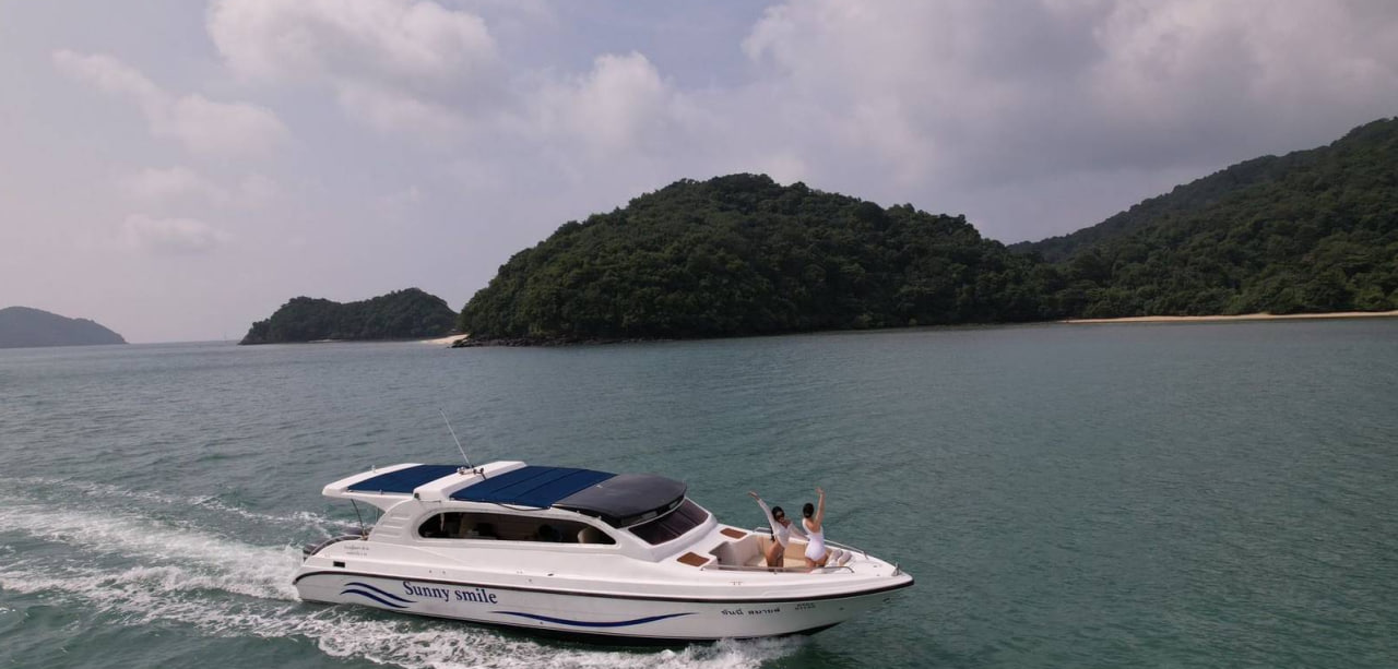 Sunny Smile 38ft luxury yacht charter in Phuket